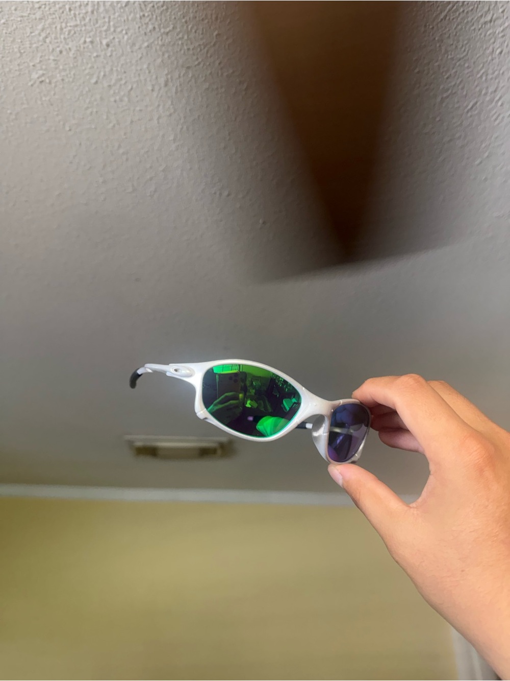 White Frame Sunglasses with Green Mirrored Lenses Oakley oakleys
